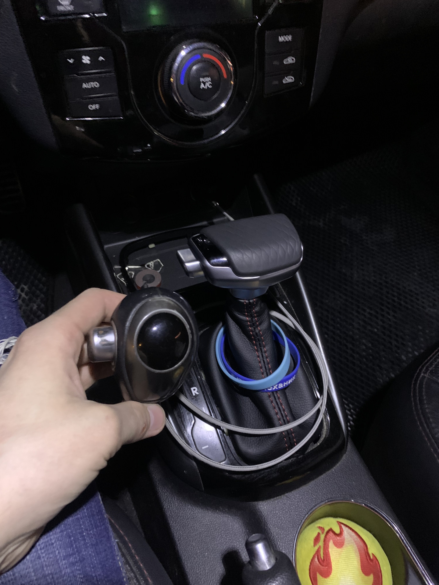 Как снять ручку акпп церато 2 Ручка АКПП - KIA Cerato Koup (1G), 2 л, 2011 года стайлинг DRIVE2