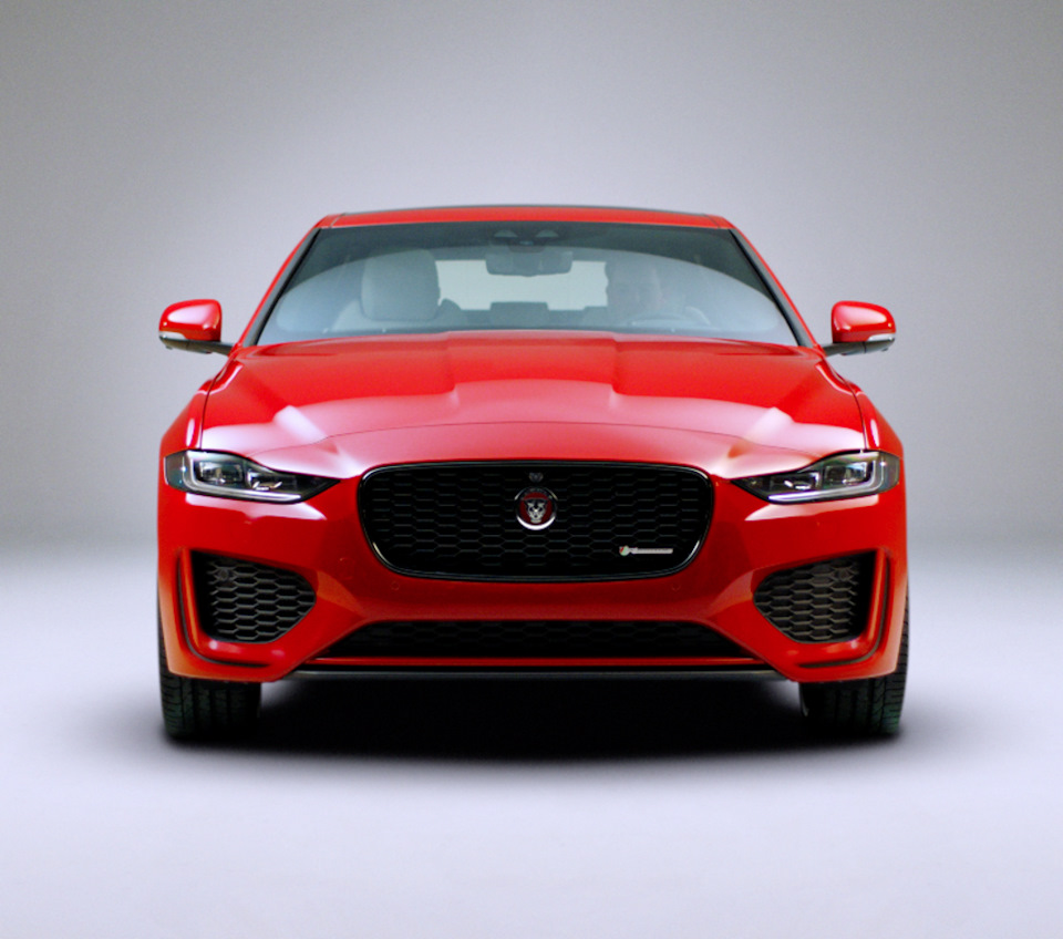 Новый Jaguar XE: произведение искусства в стиле гиперреализма — Сообщество  «Jaguar Club Russia» на DRIVE2