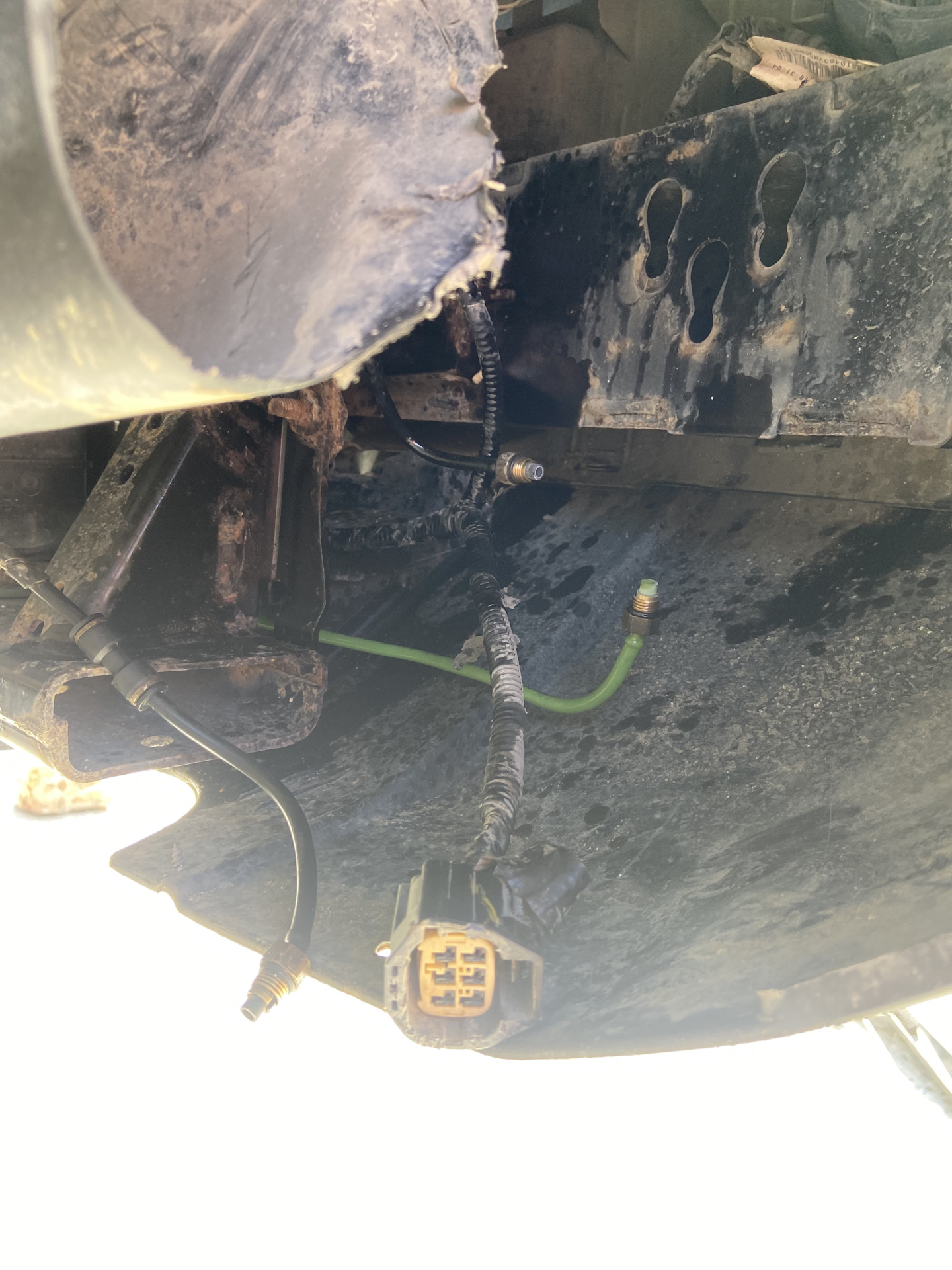 Разбор переднего блока клапанов пневмоподвески — Land Rover Discovery ...