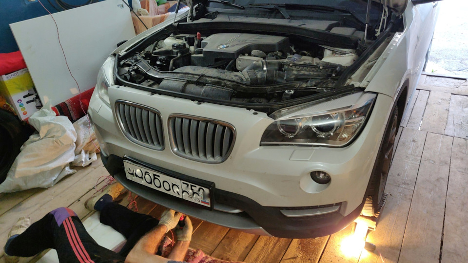 РЕМОНТ — Замена блока розжига ксенона, замена парктроника. — BMW X1 ...