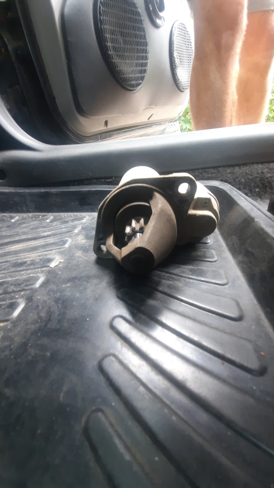 Замена стартера на приоре — Lada Приора седан, 1,6 л, 2009 года ...