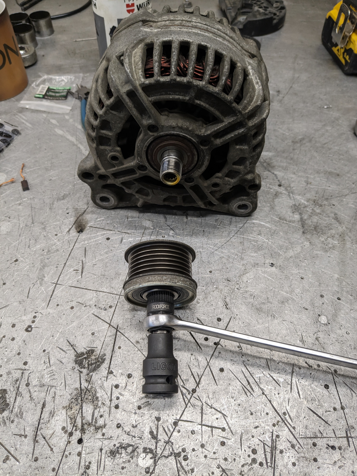 VAG01117: Сигнал нагрузки на клемме генератора DF — Skoda Fabia Monte ...