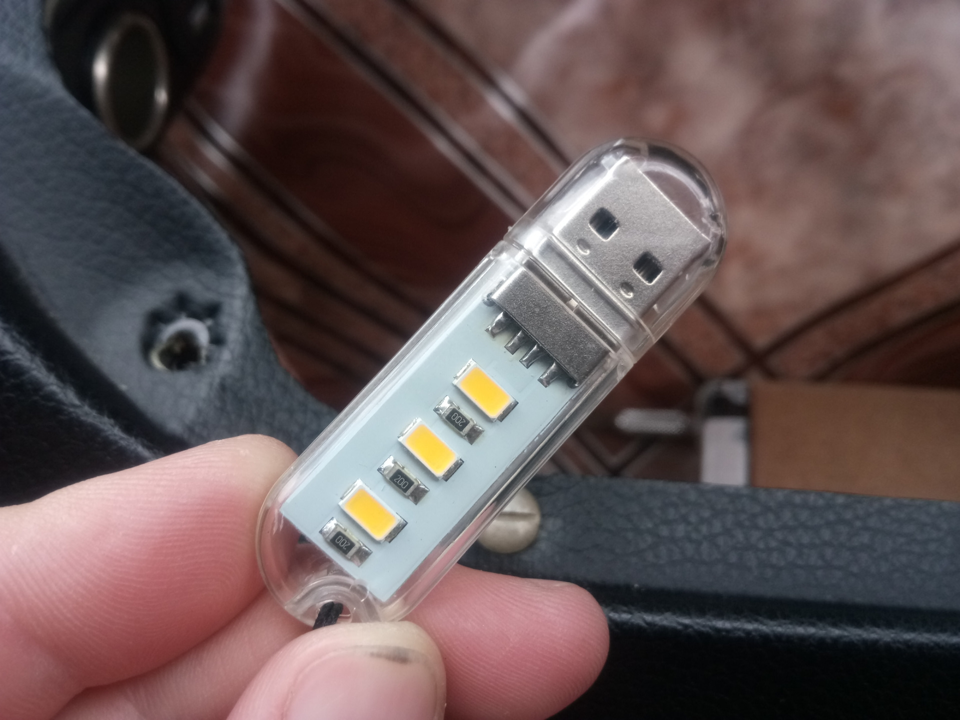 Перепаять прикуриватель в usb