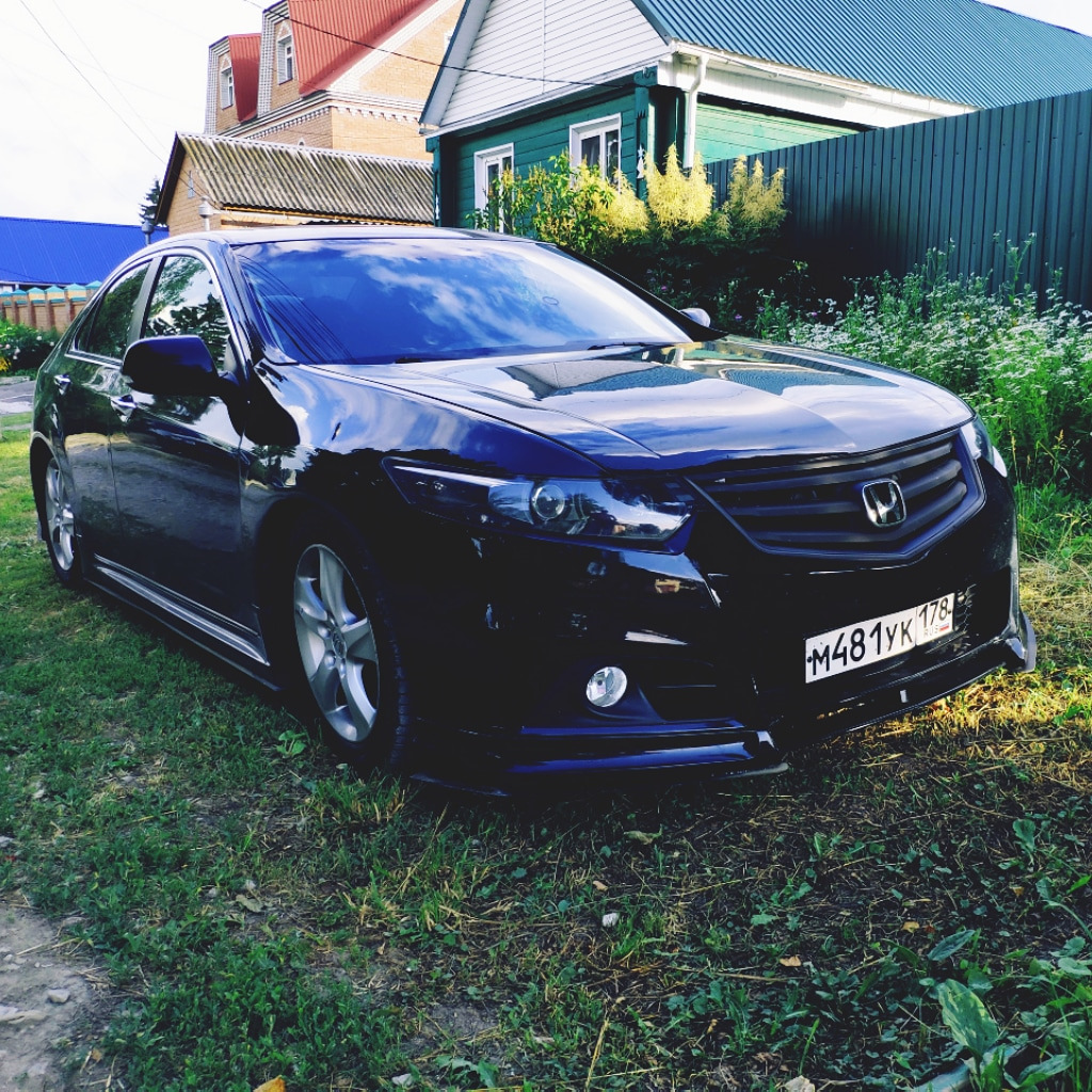 Honda Accord 8 Black Edition