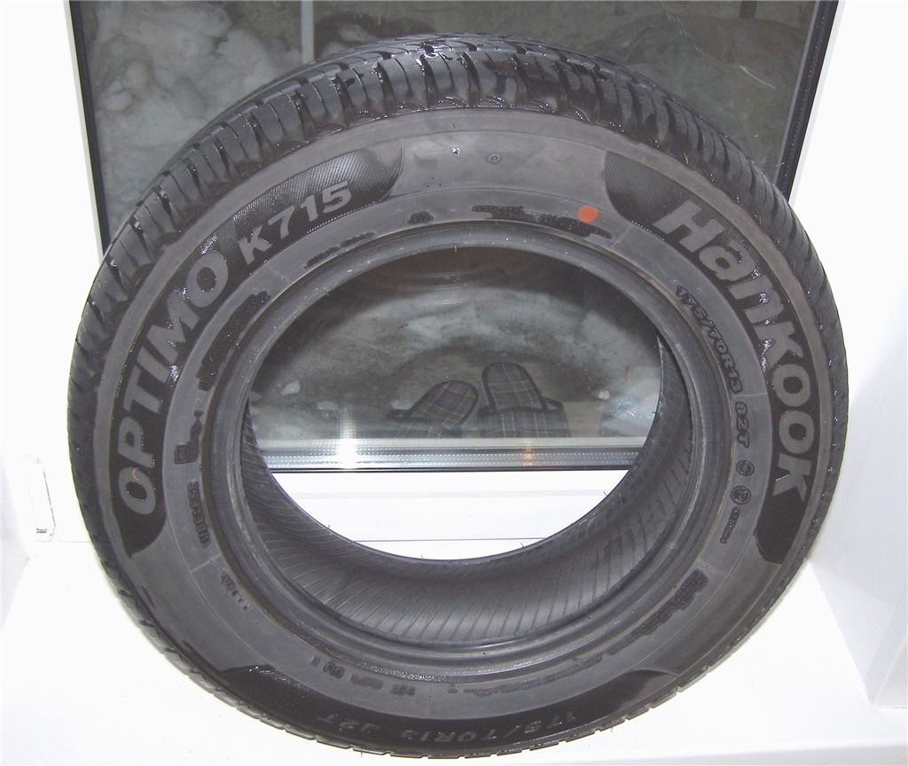 Шины ханкук оптима. 175/70 R12 резина. Шины для Дамас 175/70 r 12. Шина gudirit 500 175/70 r13. Резина Ханкук Оптима к 715 направление.