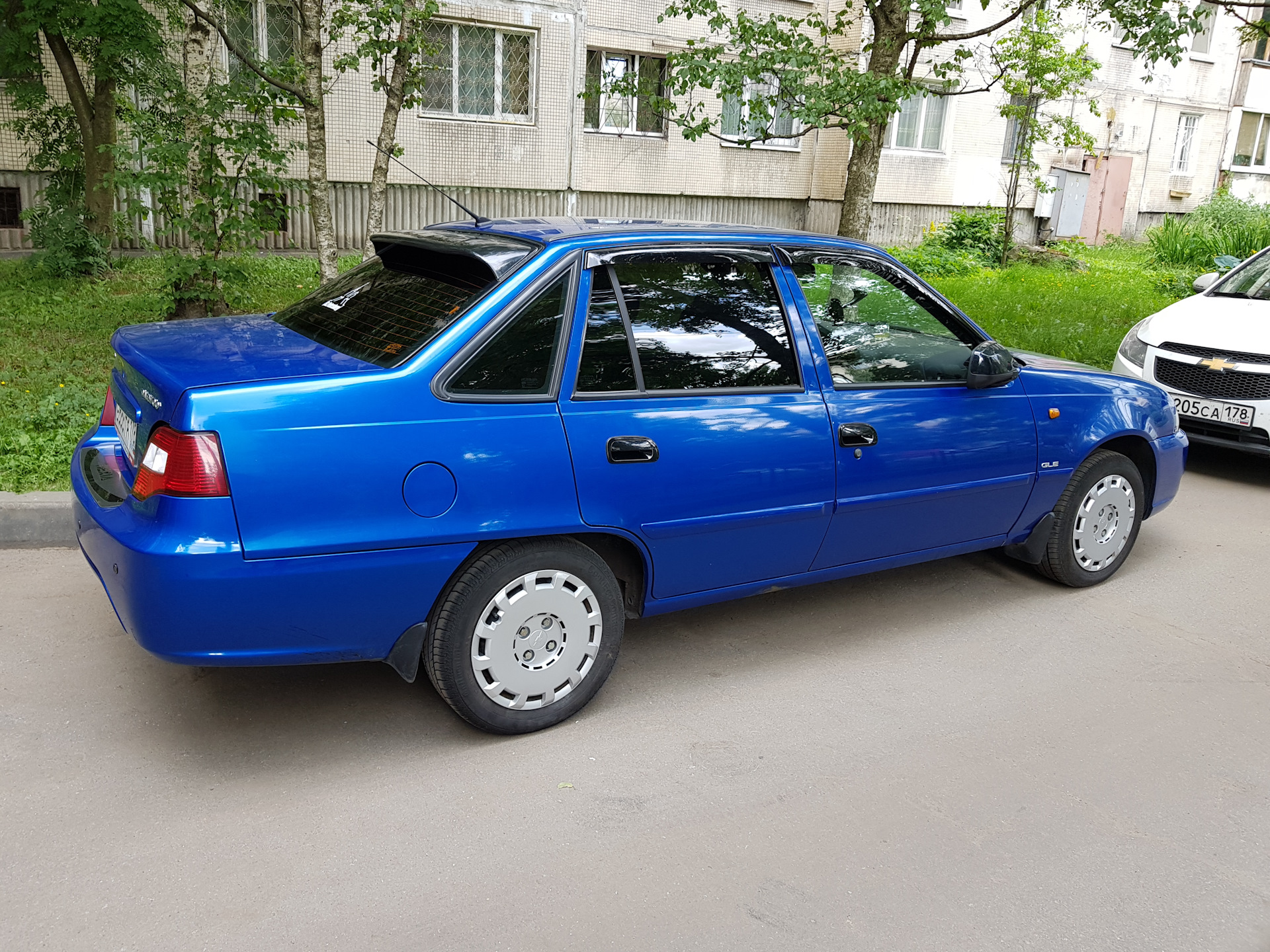 Затонировался. — Daewoo Nexia (N150), 1,5 л, 2011 года | тюнинг | DRIVE2