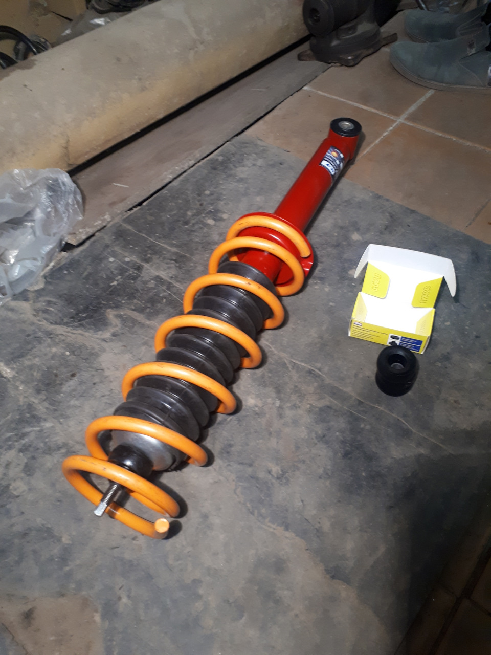 Задние стойки Гранта спорт Задний комплект стоек гранта. Задние стойки Гранта спорт