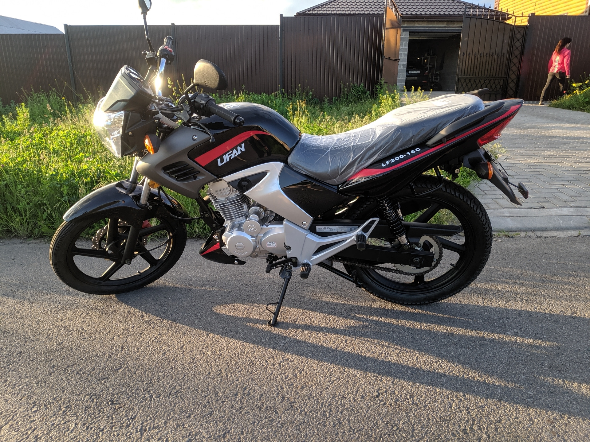 Lifan 200 16c. Лифан lf200 16c. Лифан 200 16с 2019 года. Lifan 200 16c. Лифан lf200 16c.