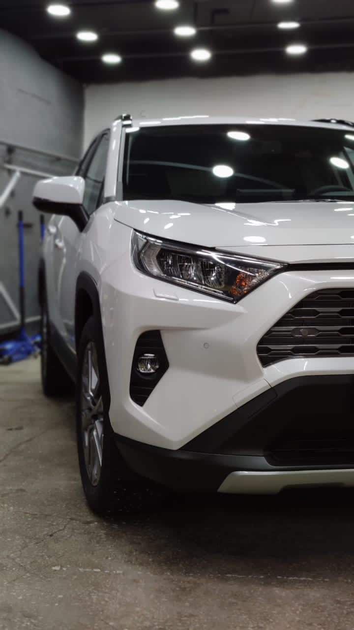 Бронеплёнка и КАСКО — Toyota RAV4 (5G), 2,5 л, 2020 года | тюнинг | DRIVE2