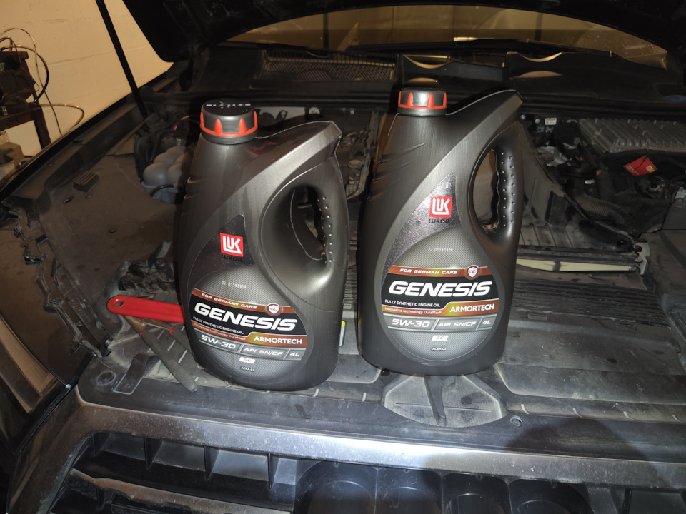 Пришло время замены масла — Audi Q7 (2G), 3 л, 2015 года | плановое ТО ...