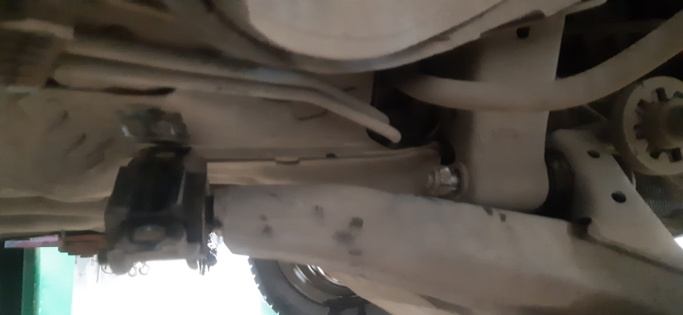 Сайлентблоки рычагов передние. — Daewoo Nexia (N150), 1,5 л, 2011 года ...