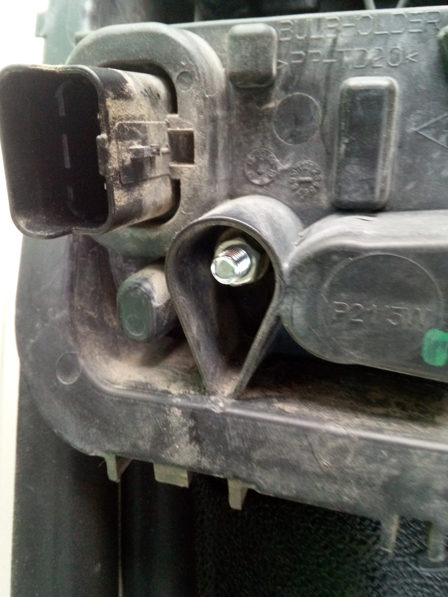 Масса стоп сигналов — Renault Fluence, 1,6 л, 2011 года | своими руками ...