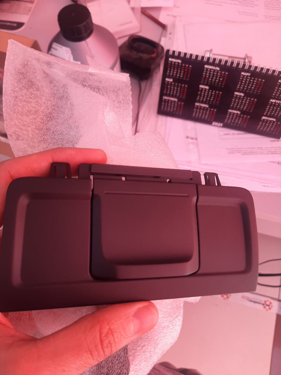 4. ️ Крышка розетки задних пассажиров — Volkswagen Passat CC, 1,8 л ...