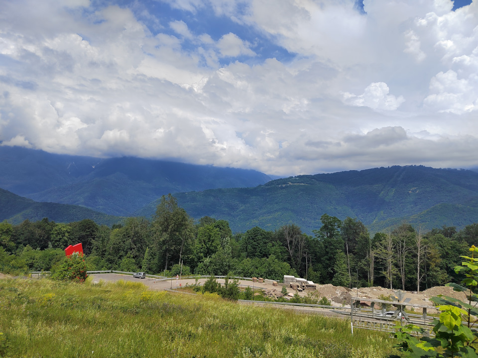 Странный запах сцепления — Geely Atlas Pro, 1,5 л, 2024 года ...