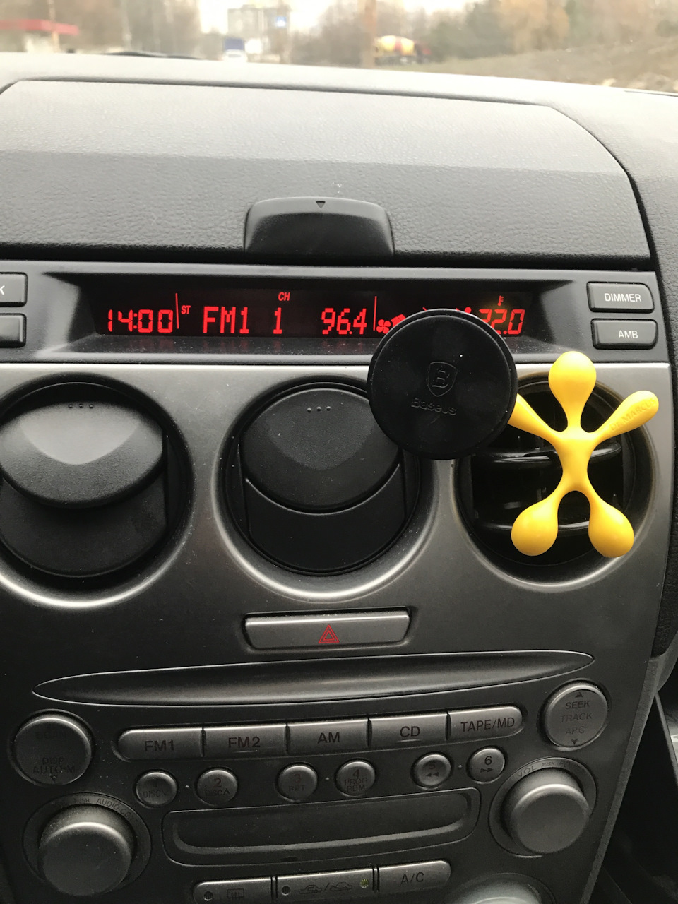 Help🙏! Панель заглючило. — Mazda 6 (1G) GG, 2 л, 2003 года ...