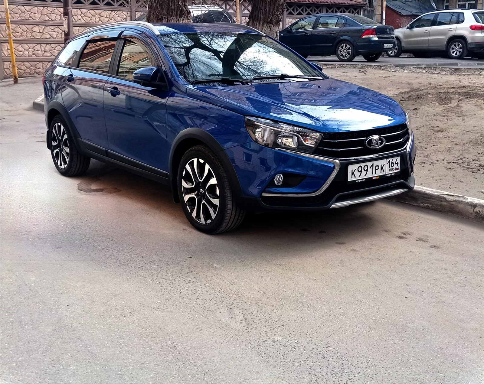 Скучное авто — Lada Vesta SW Cross, 1,6 л, 2021 года | наблюдение | DRIVE2