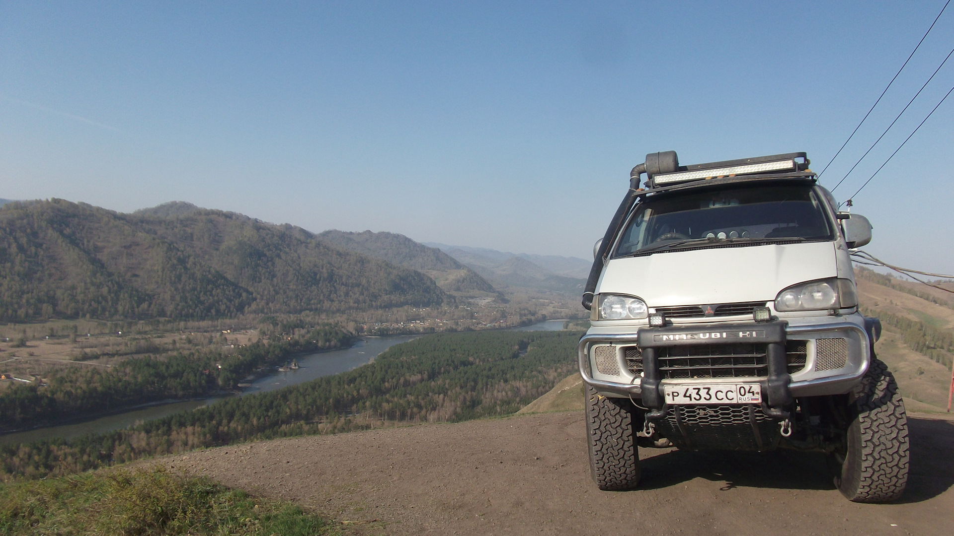 Делика приморский. Delica Space Gear передний кардан.