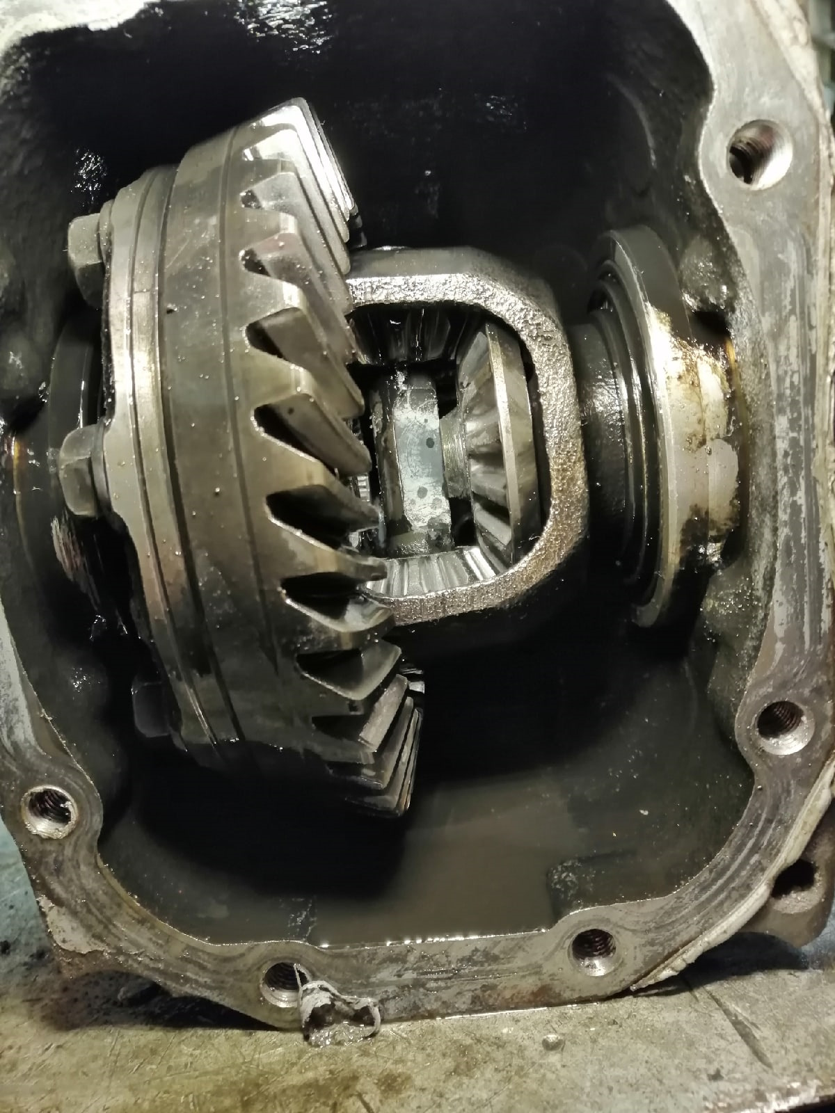 Почему вылетает привод. Почему вылетает привод. Ремонт коробки луаз. Почему вылетает привод. Шрус вылетел из ступицы.