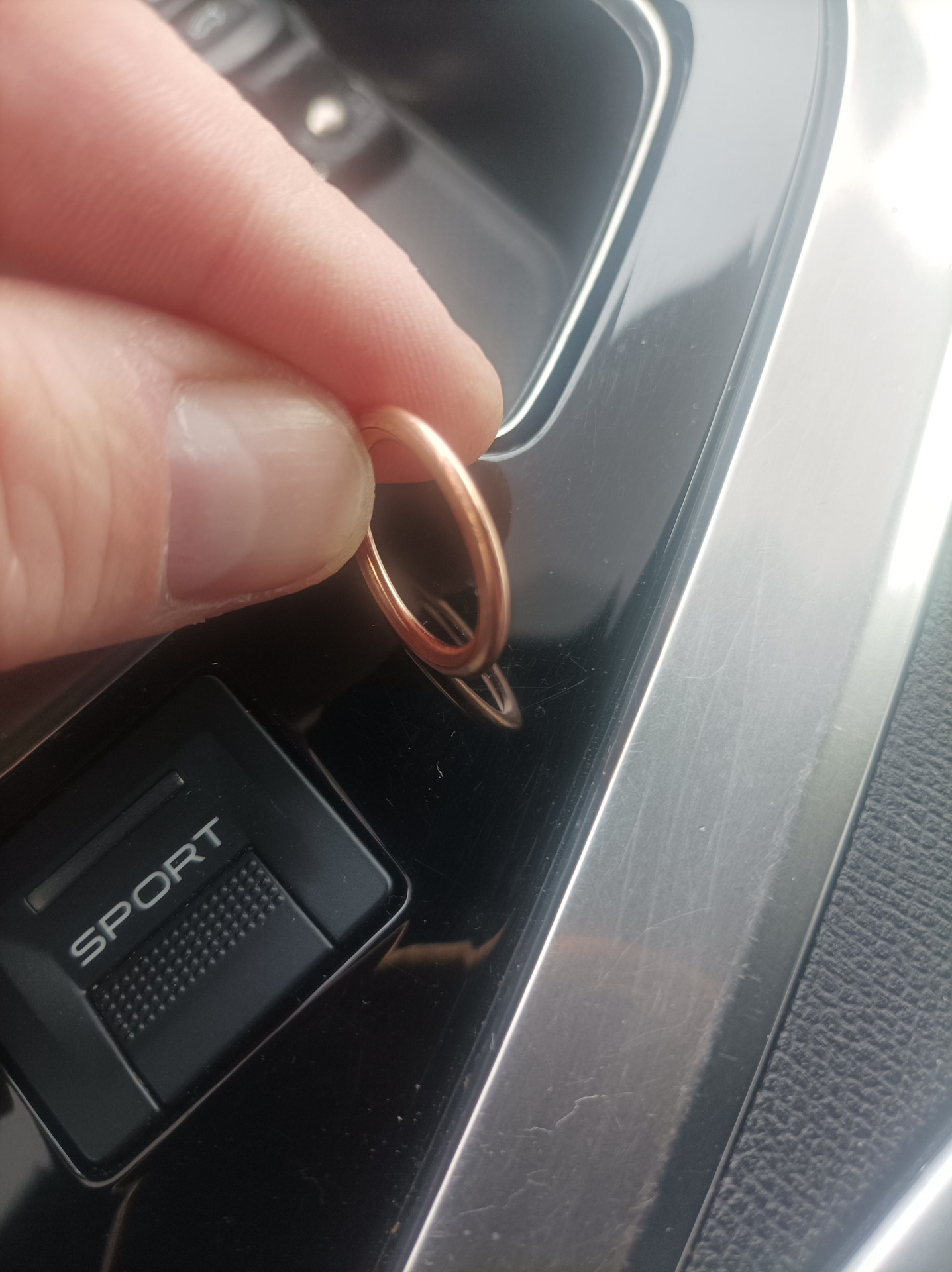 Шайба под сливную пробку часть 2 — Peugeot 5008 (2G), 1,5 л, 2019 года ...