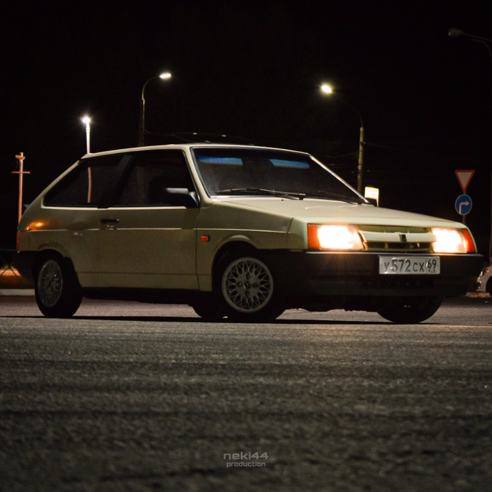 Вечерние фото — Lada 2108, 1,3 л, 1988 года | фотография | DRIVE2