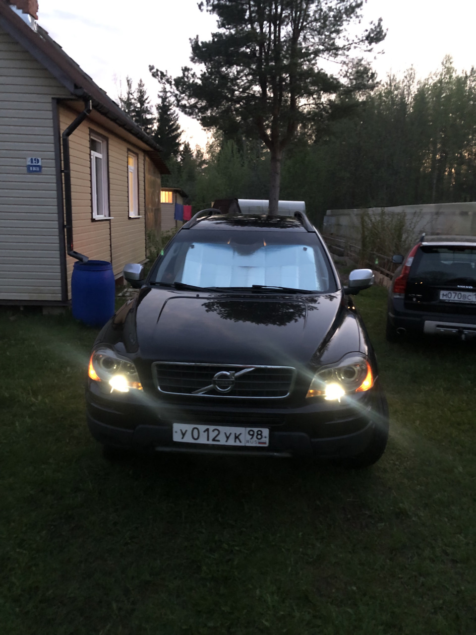 Клипсы в дверные карты — нашел. — Volvo XC90 (1G), 2,4 л, 2008 года ...