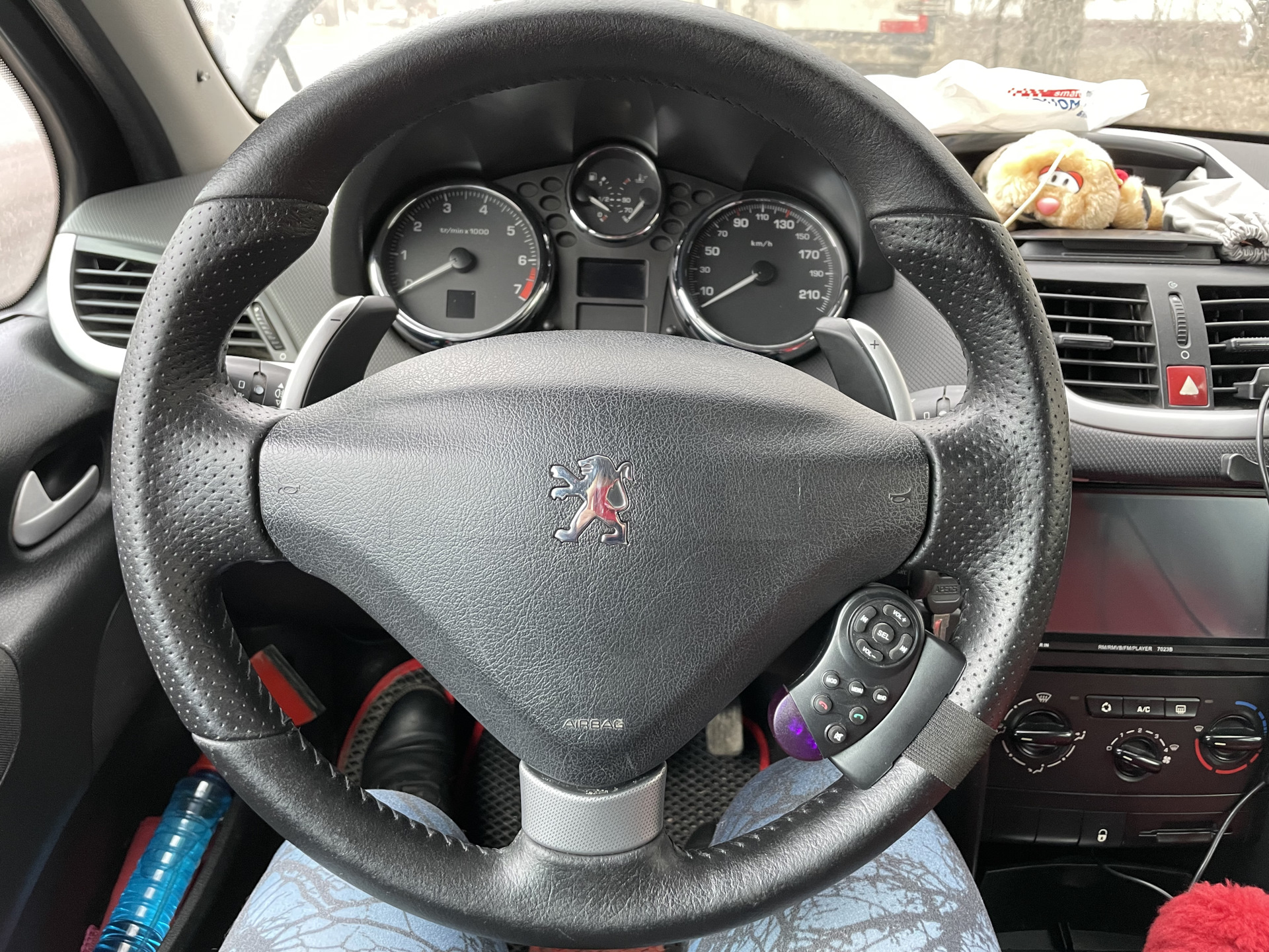 Замена руля и приборной панели - Peugeot 307, 2 л, 2003 года другое DRIVE2