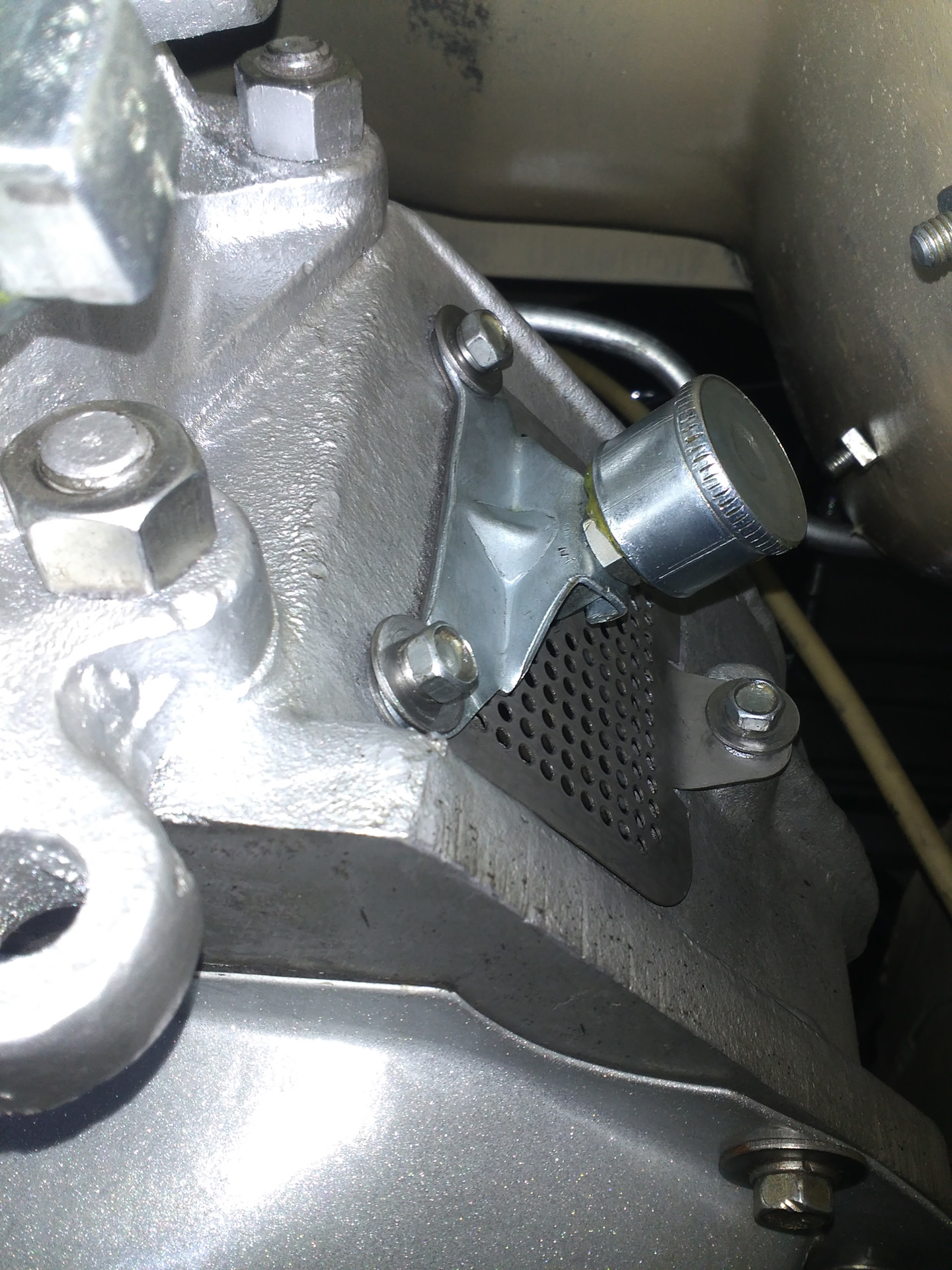 Узел смазки выжимного подшипника ГАЗ-21 67 года выпуска — ГАЗ 21, 2,4 л ...