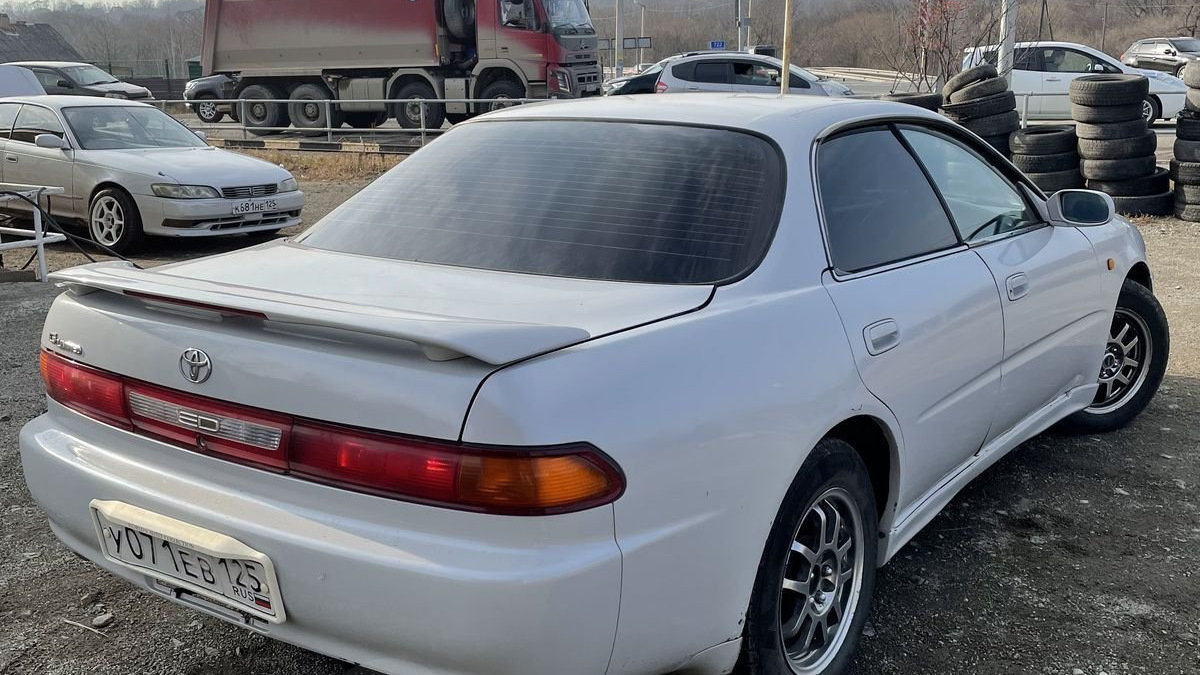 Toyota Carina пикап