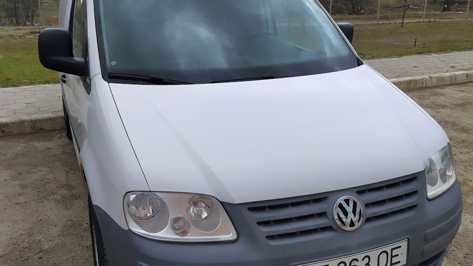 Volkswagen Caddy Ecofuel 2.0 бензи/метан