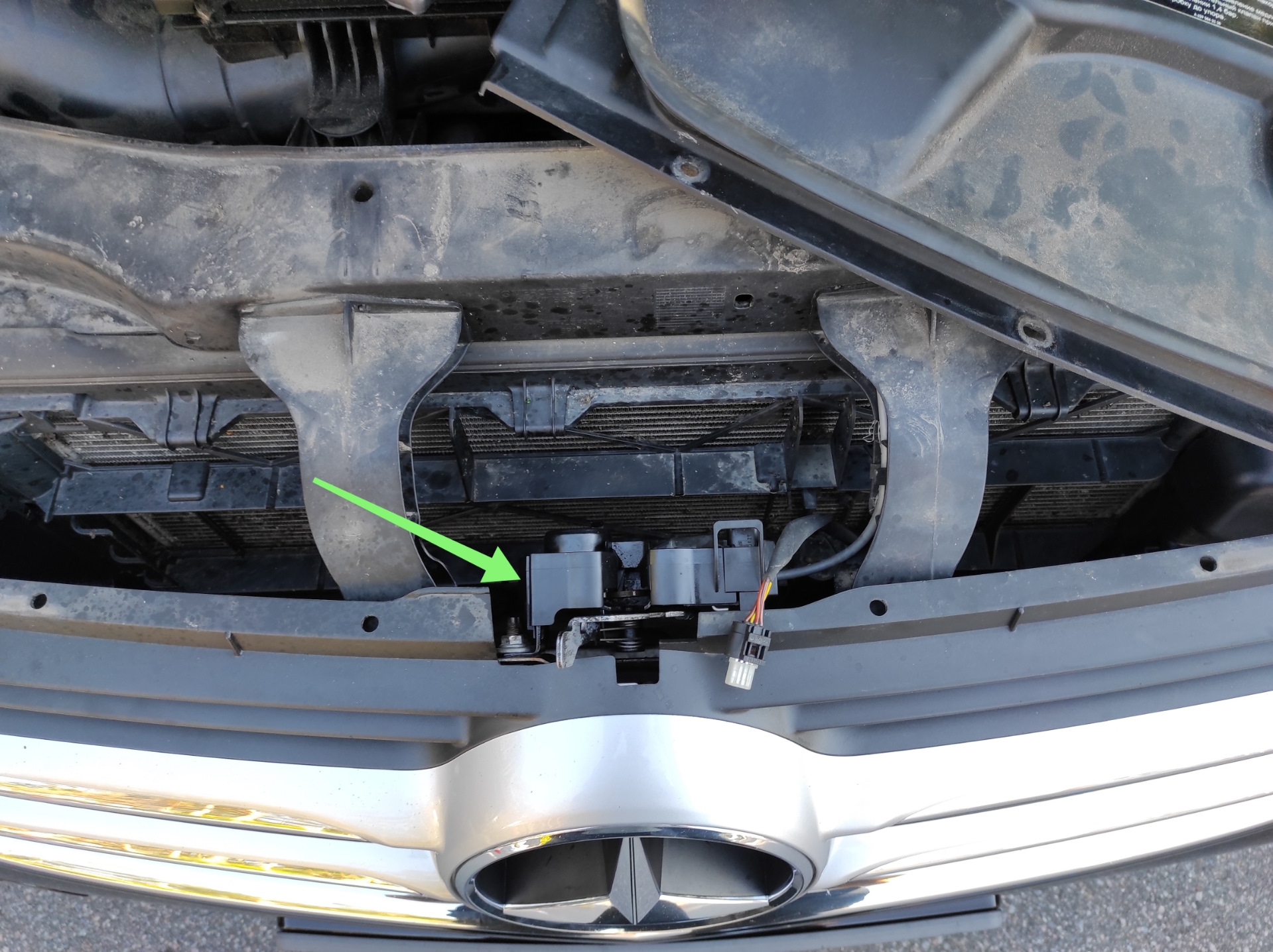 Концевик капота! — Mercedes-Benz V-Class (W447), 2,1 л, 2017 года ...