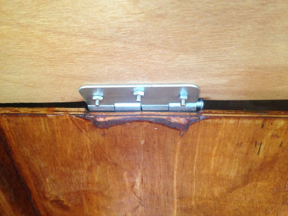 Фото в бортжурнале РАФ 2203