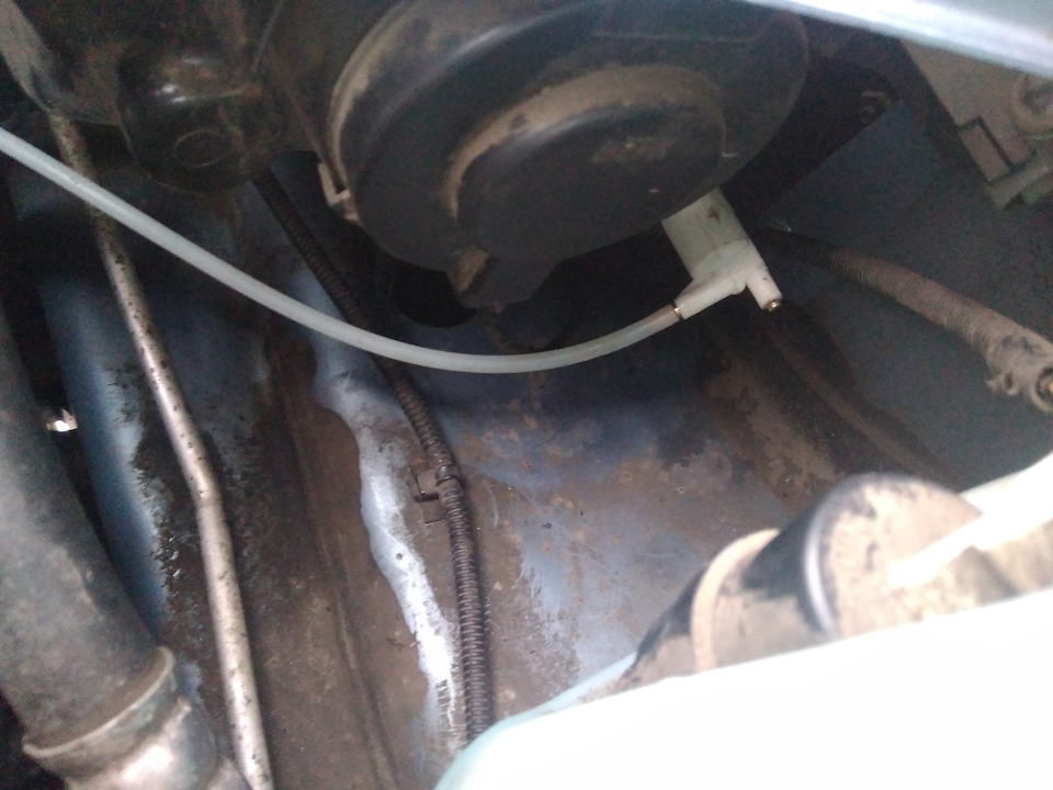 Замена гидрокорректора фар — Lada Гранта (1G), 1,6 л, 2016 года ...