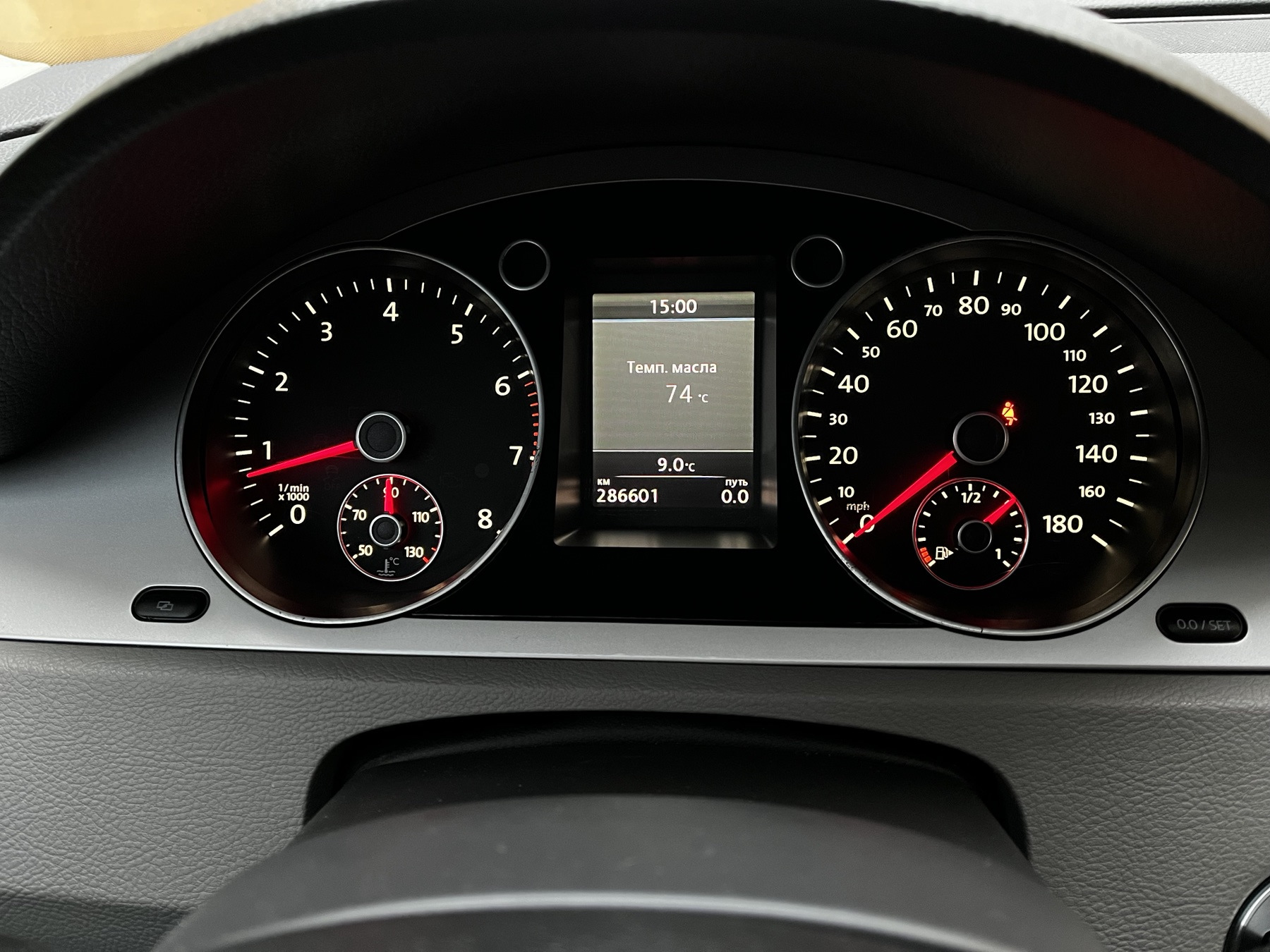 Приборная панель MFA+ Premium — Volkswagen Passat B6, 1,6 л, 2006 года ...