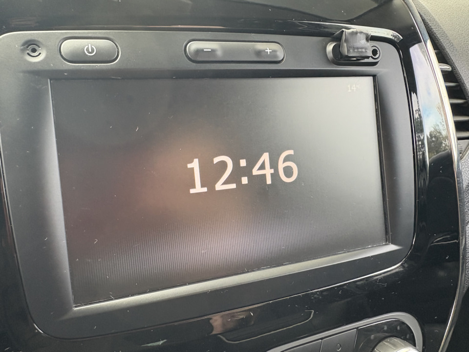 Матовая пленка, не видна совсем — Renault Kaptur (2016)