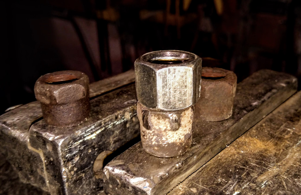 Новая стальная гайка с шестигранником во всю высоту. — KIA Ceed SW (1G)