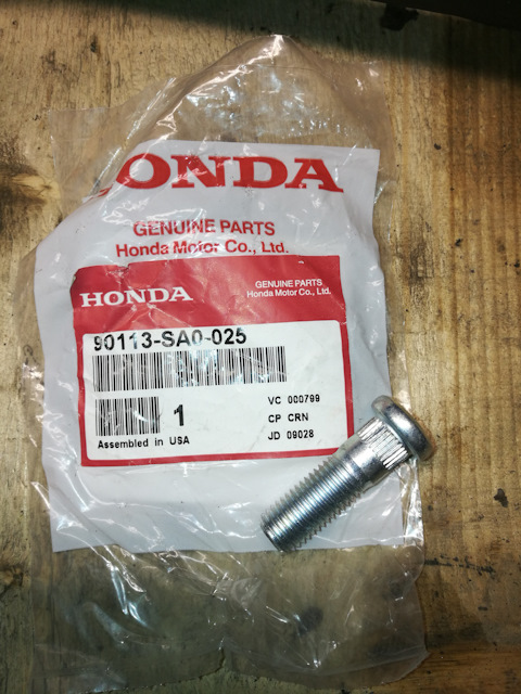 90113SA0025 Bolt, wheel (rocknel fastener) Honda | Запчасти на DRIVE2