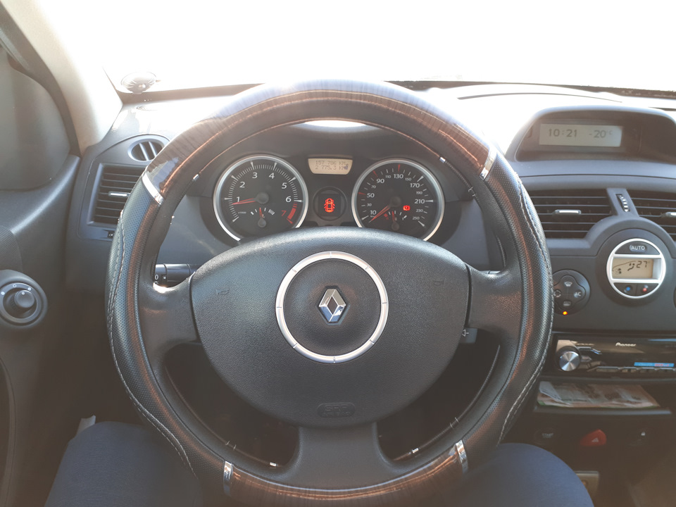 +1 к комплектации — Renault Megane II, 1,6 л, 2007 года | тюнинг | DRIVE2
