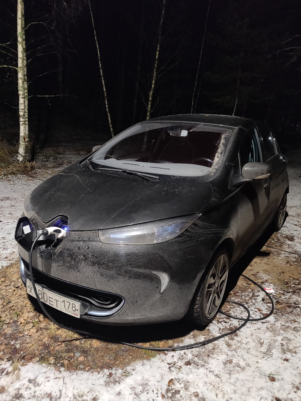 Зимняя поездка на дачу — Renault ZOE, 2013 года | наблюдение | DRIVE2