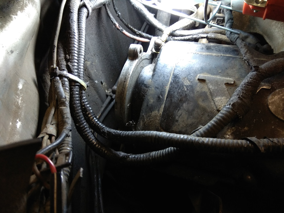 EoAAAgN2auA-960.jpg