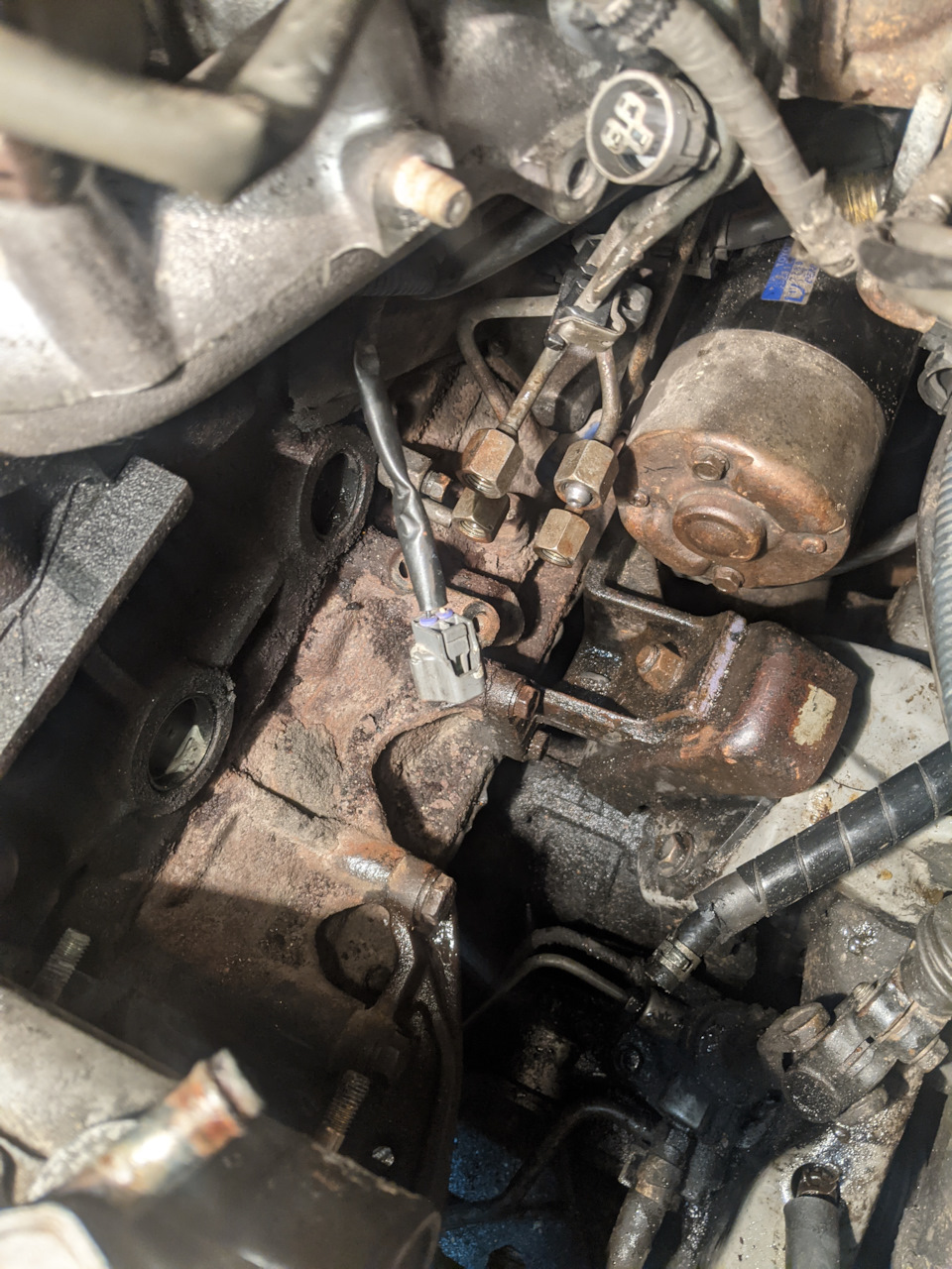 Фото в бортжурнале Toyota HiAce (H100)