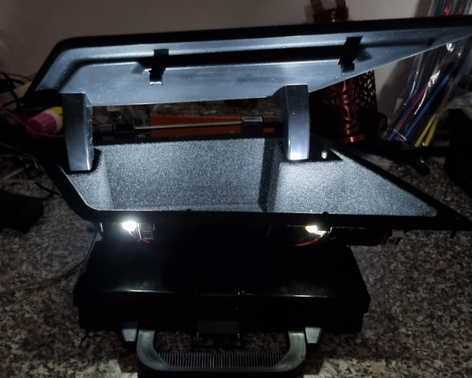 Последний проект года — подсветка бардачка на торпеде — Volkswagen ...