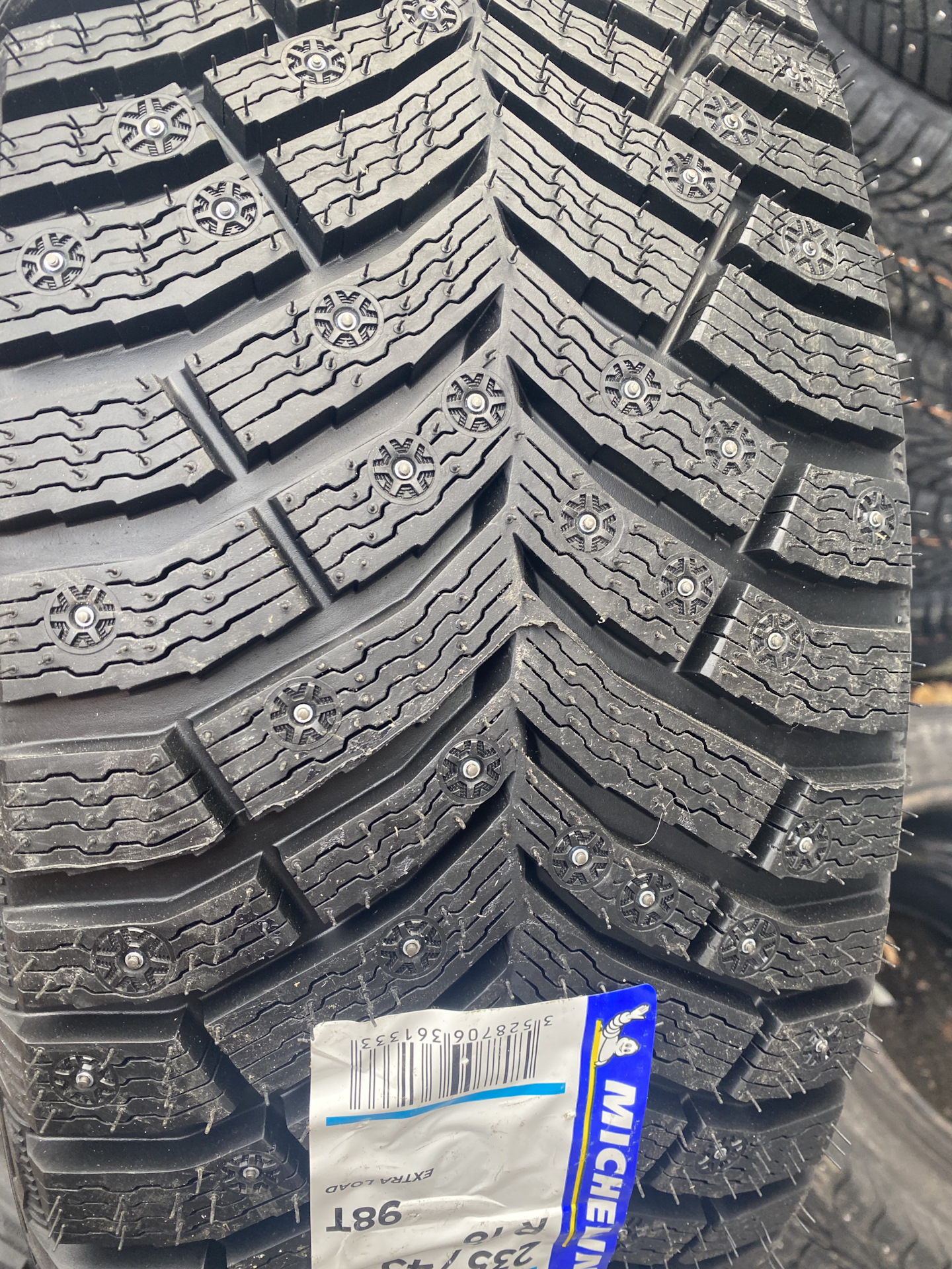 X ice north 4 r19. Michelin x-Ice North 4 нет даты выпуска. X-Ice North 4 255/35 r19 96h. X-Ice North 4 235/40 r19 96h