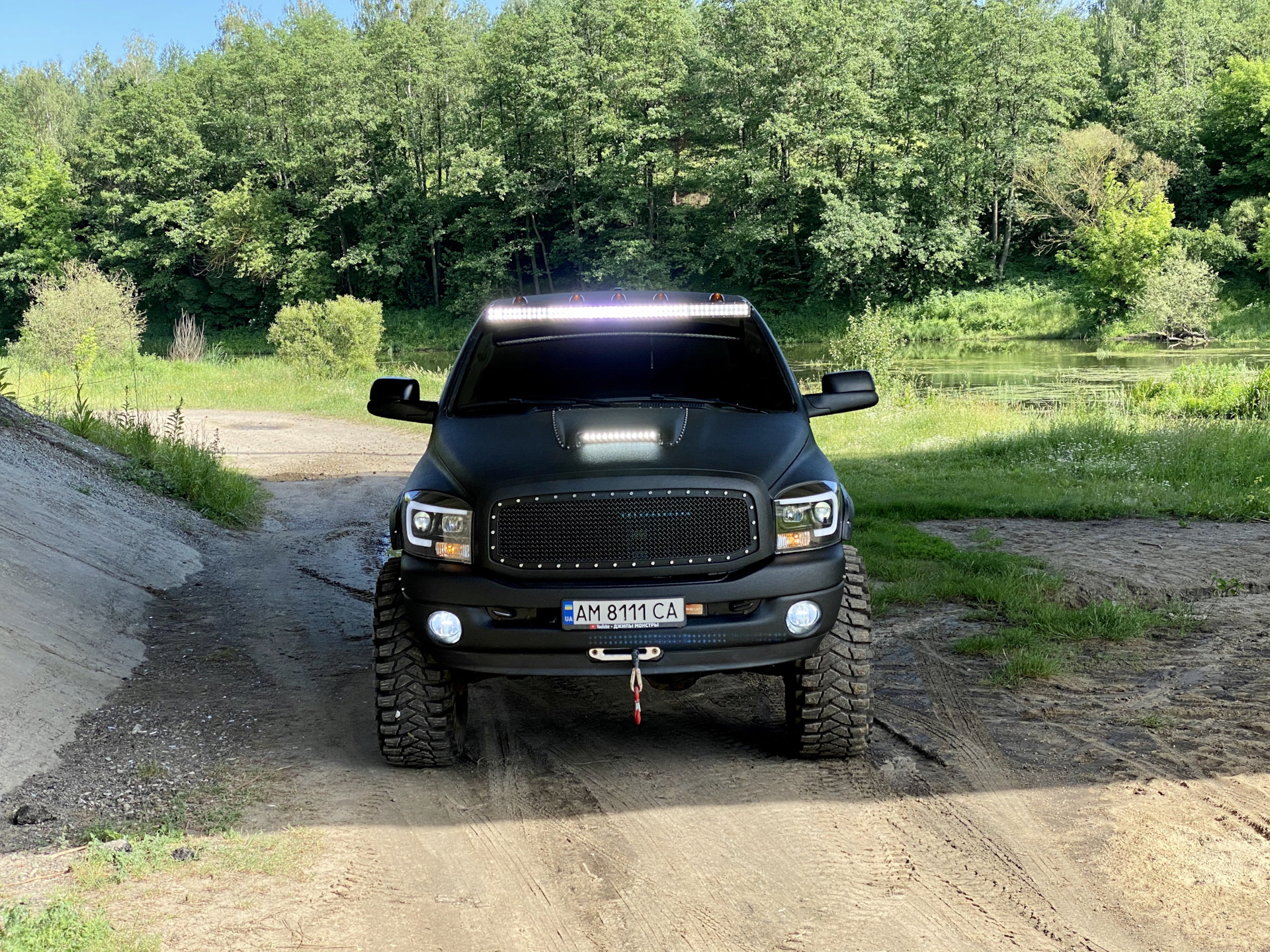 Что делает ram. Dodge Ram 2500 5.7.