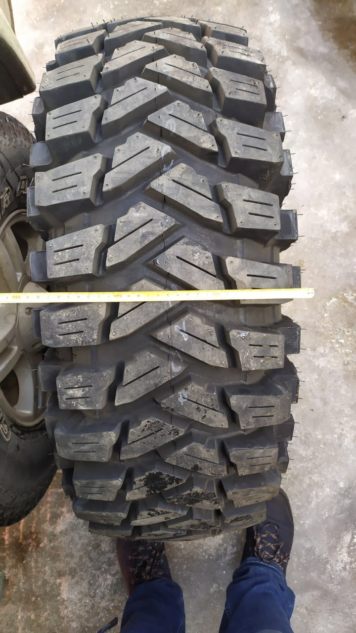 Максис 35. 5r15 нива 2131. Максис трепадор 8060 35. Максис 35. Maxxis m-8060 trepador 31x10.