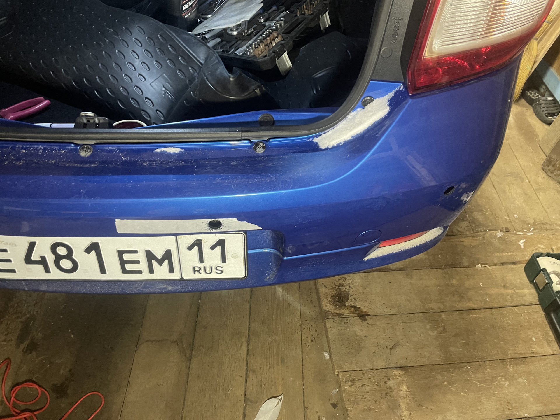 Установка парктроников — Renault Logan (2G), 1,6 л, 2016 года | своими ...