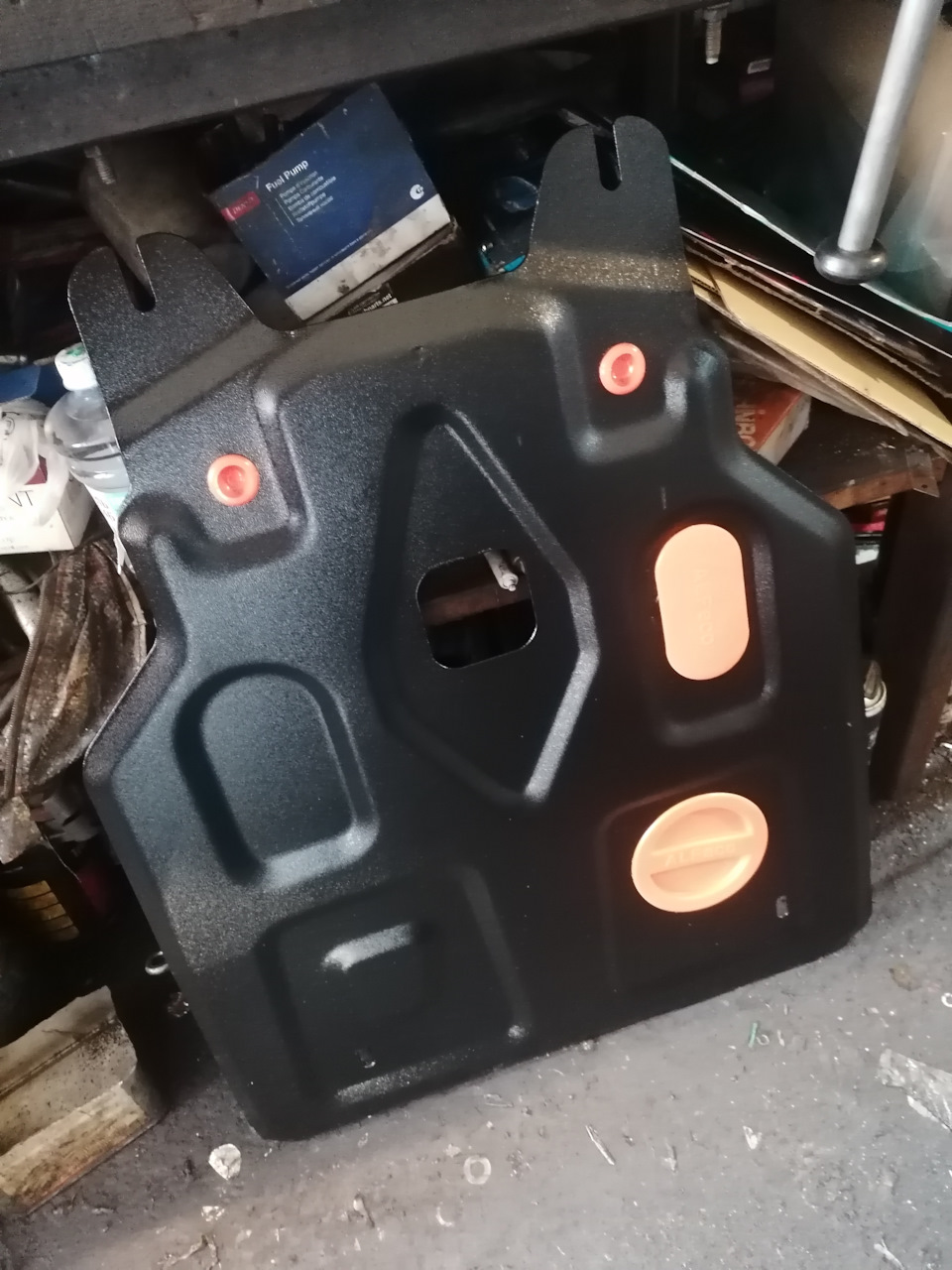 Тема танковая. Защита картера Пикнику) — Honda Freed Spike, 1,5 л, 2012 ...