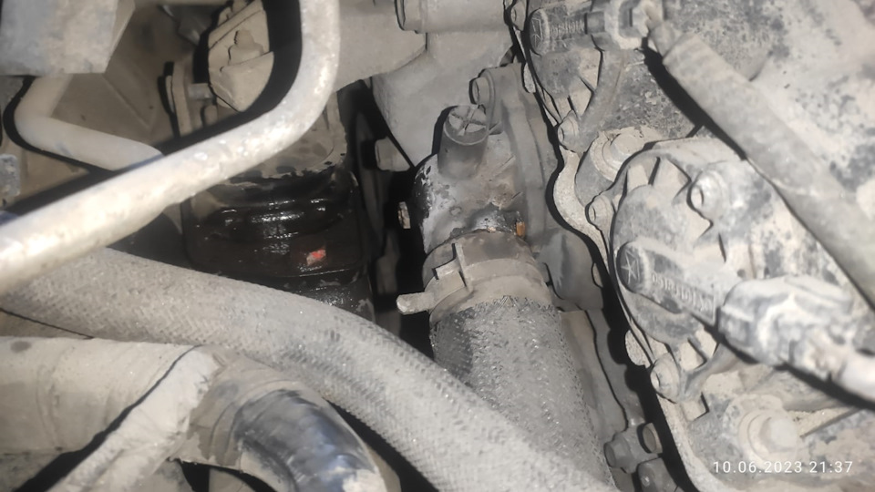 Замена корпуса термостата 3.6 Pentastar на алюминиевый — Dodge Journey ...