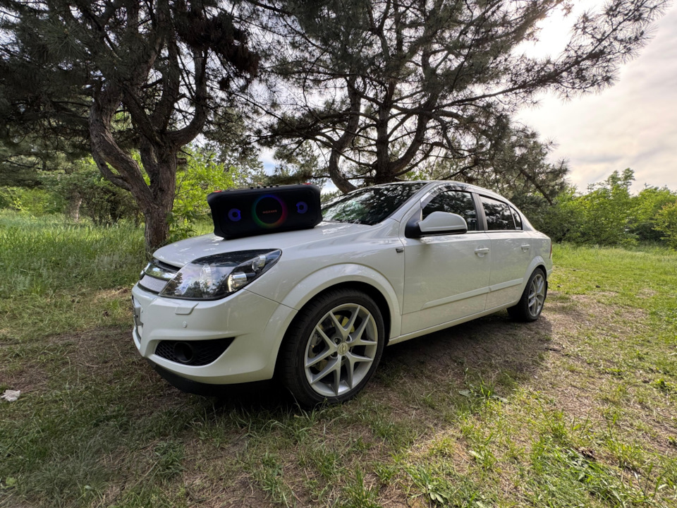 Фото в бортжурнале Opel Astra H