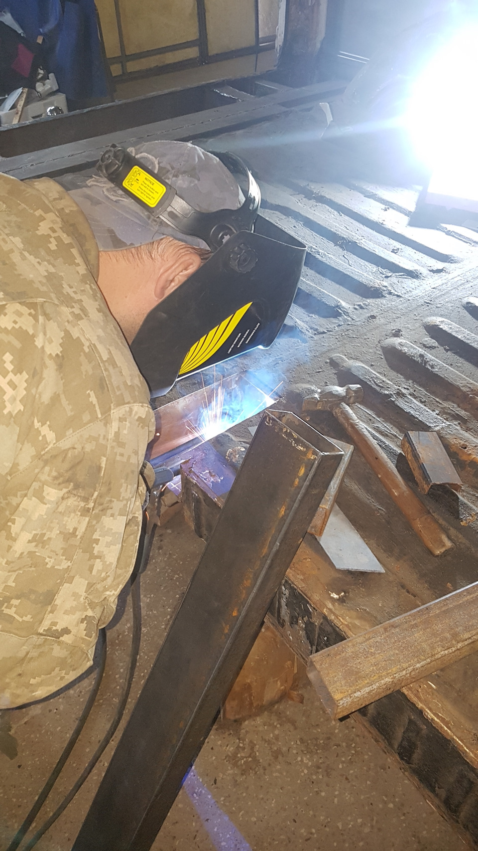 Замена передних тормозных колодок — KIA Ceed SW (2G), 1,6 л, 2014 года ...