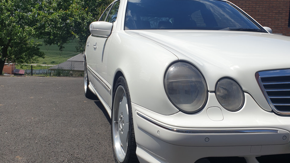 Замена Акб — Mercedes-Benz E 55 AMG (W210), 5,5 л, 2000 года ...